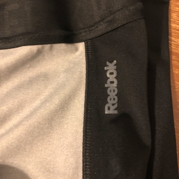 REEBOK Women's Capri Workout Leggings Size Small Contrasting Colors Tan/Black - Picture 6 of 11